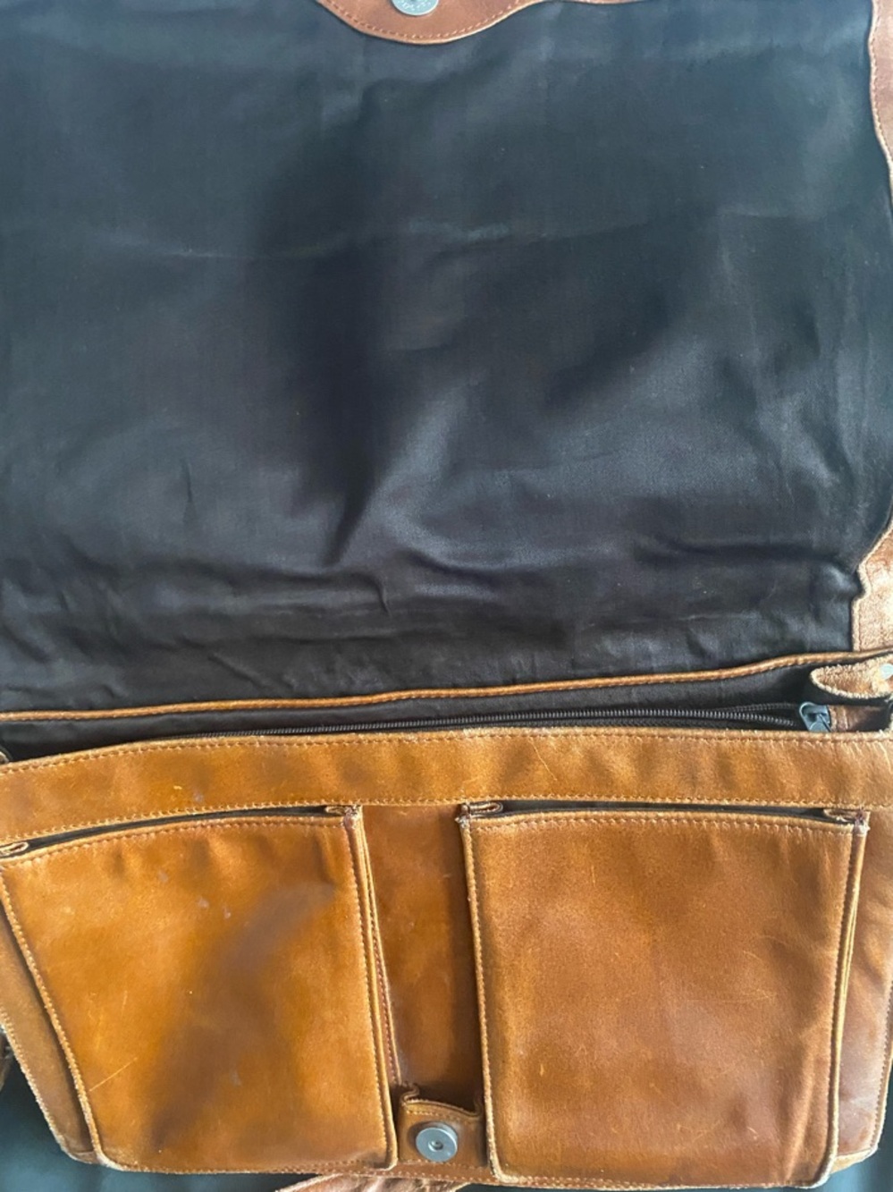 Leather Messenger Bag in Brown